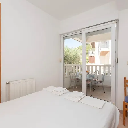 Apartments More Duce