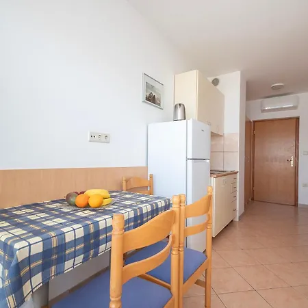 Apartments More * Duće