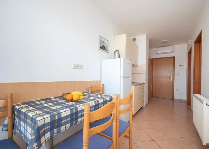 Apartments More * Duće